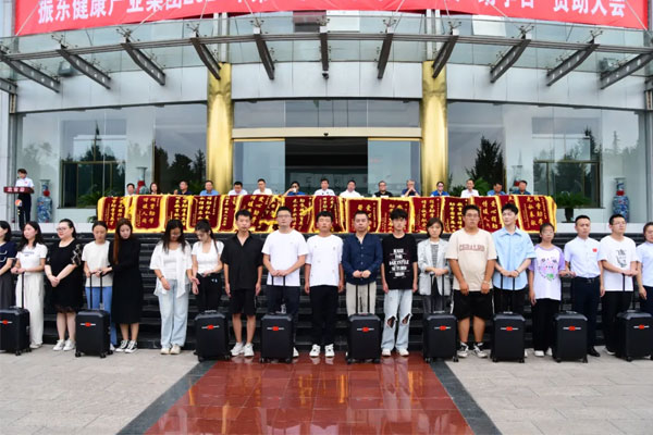 KOK娱乐骨幹結對“送你上大學”